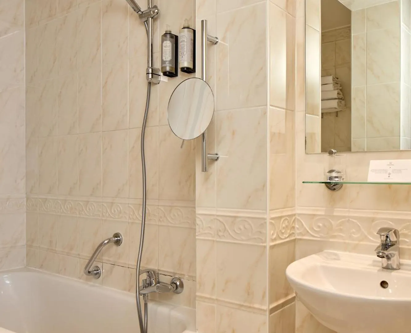 Hotel Timhotel Invalides Eiffel 3*