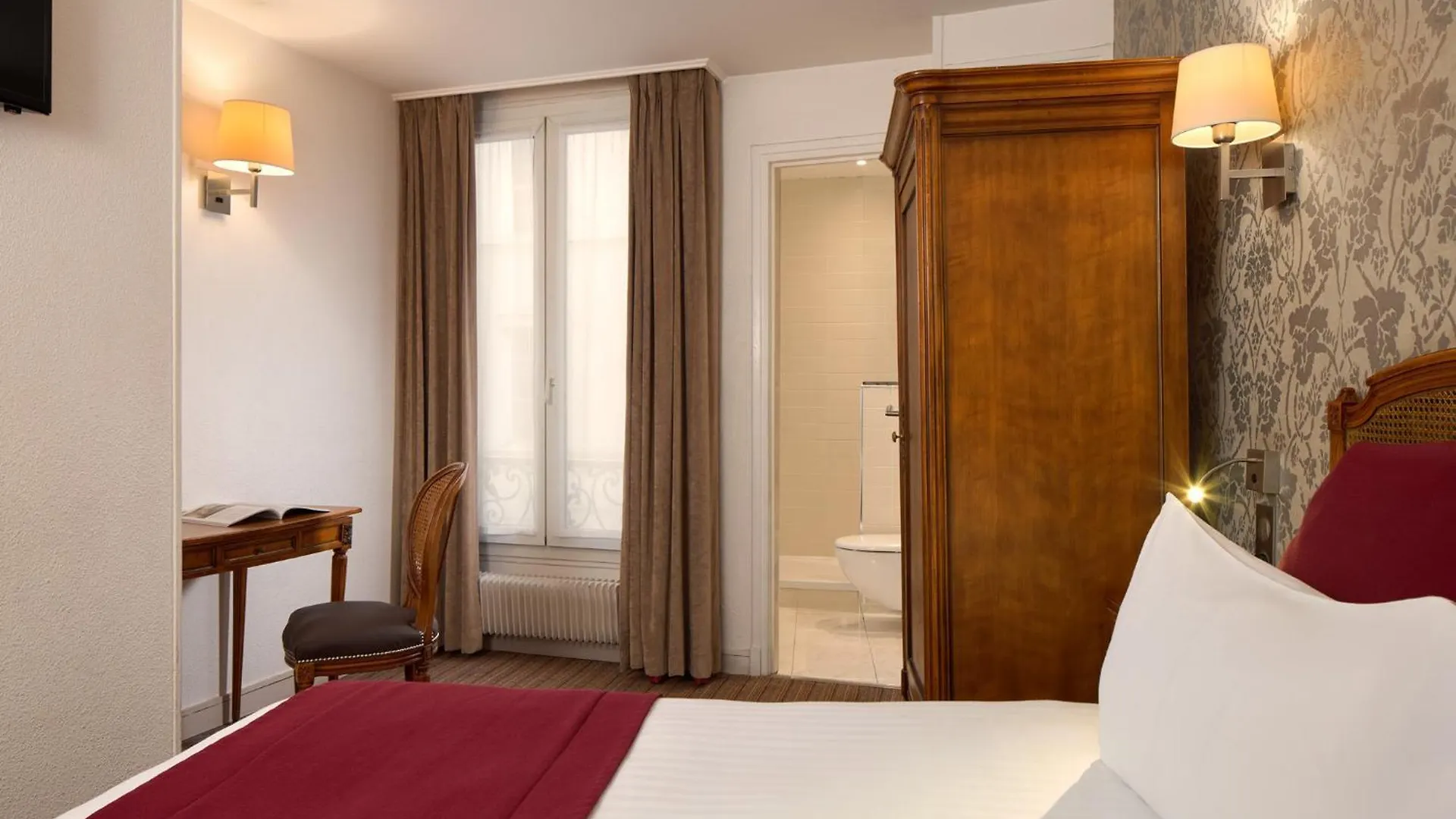 Hotel Timhotel Invalides Eiffel Paryż