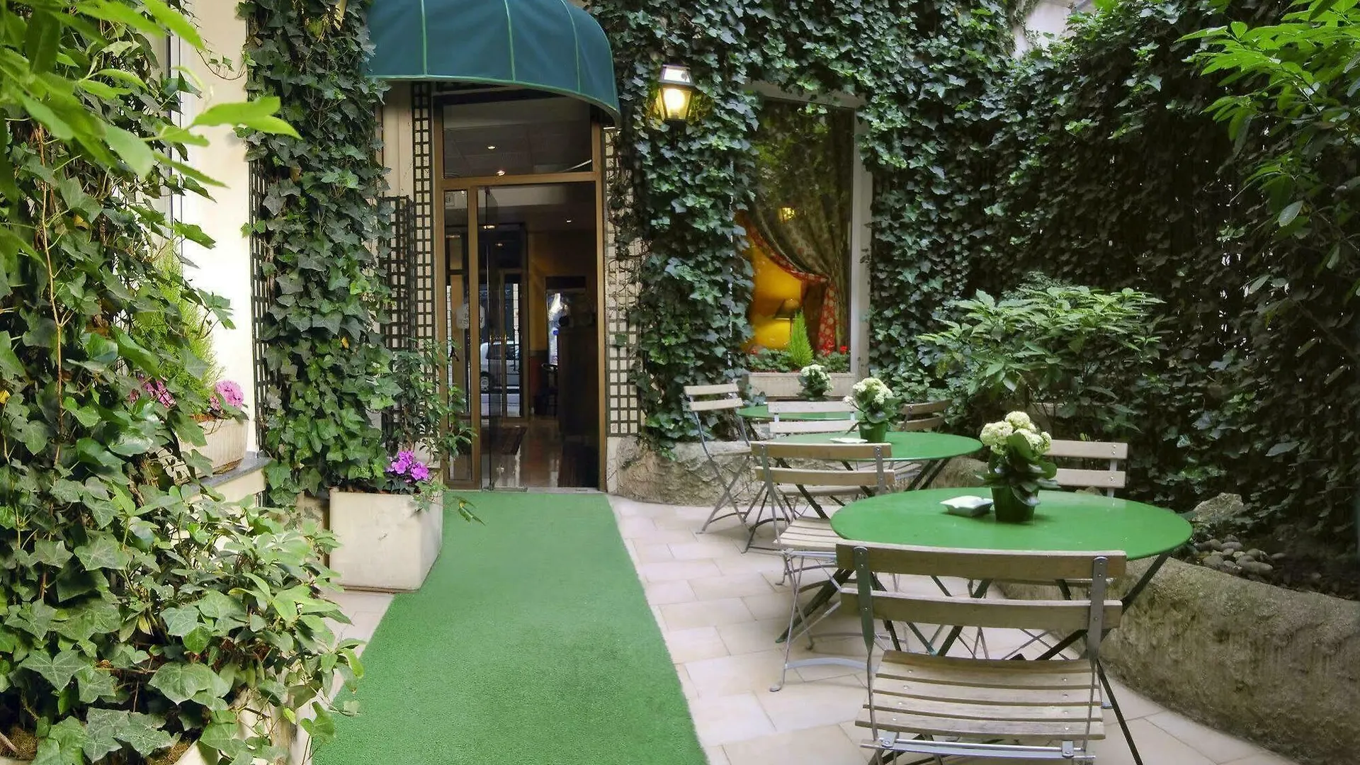 Timhotel Invalides Eiffel 3* Paris