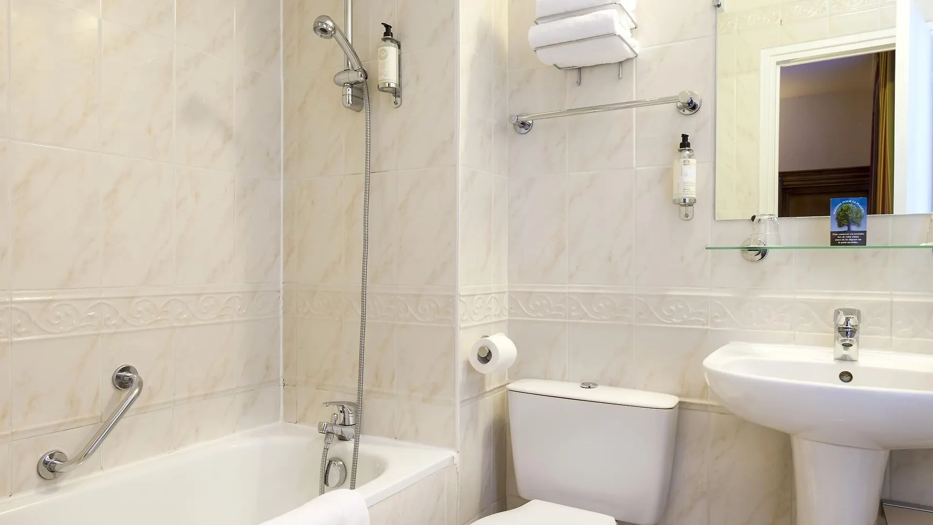 Timhotel Invalides Eiffel 3* Paris